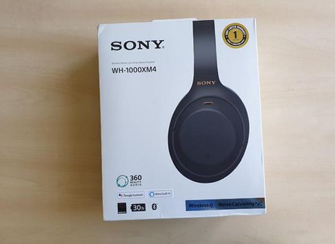 Sony WH1000XM4/B Wireless Noise-Cancelling Over-the-Ear Headphones