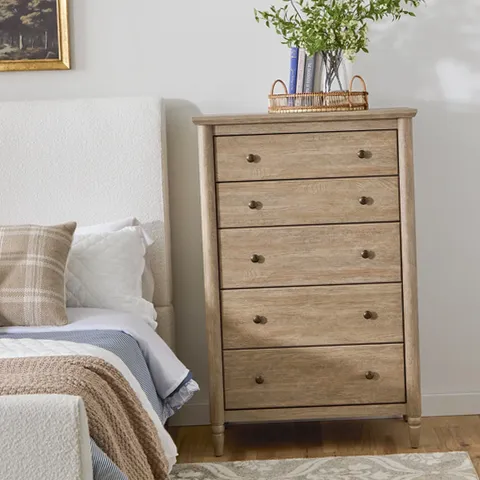 My Texas House 437428 Monroe 5-Drawer Dresser Brushed Oak Finish