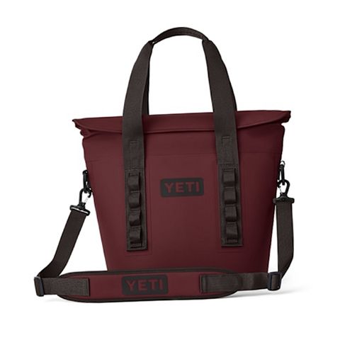 backpacks for travel australia Best Travel Backpack in Australia (Hat-Friendly!)