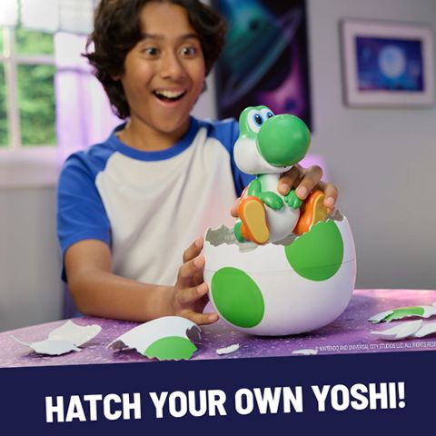 Yoshi 6077290 Hatchin' Yoshi Interactive Figure from The Super