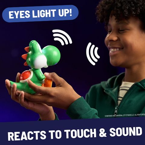 Yoshi 6077290 Hatchin' Yoshi Interactive Figure from The Super