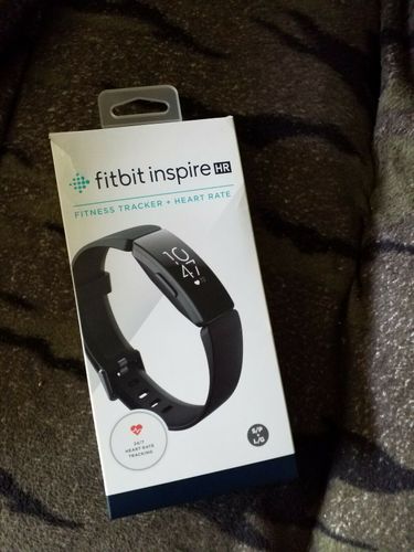 fitbit inspire hr what's in the box